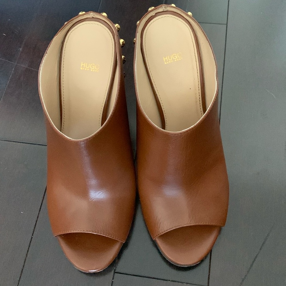 Women’s sandals